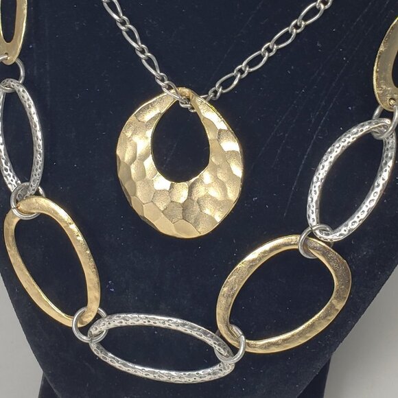 Stunning Dual Tone Multi-layered Hammered Hoops Necklace - Chic Women - 22 long - Picture 8 of 13